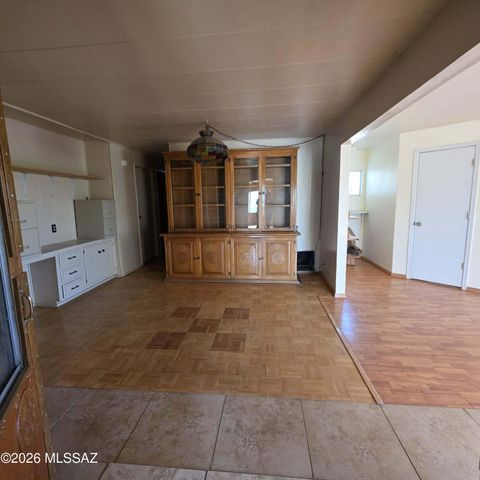 1530 N Libertine Lane, Benson, AZ 85602