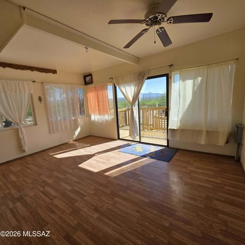 1530 N Libertine Lane, Benson, AZ 85602