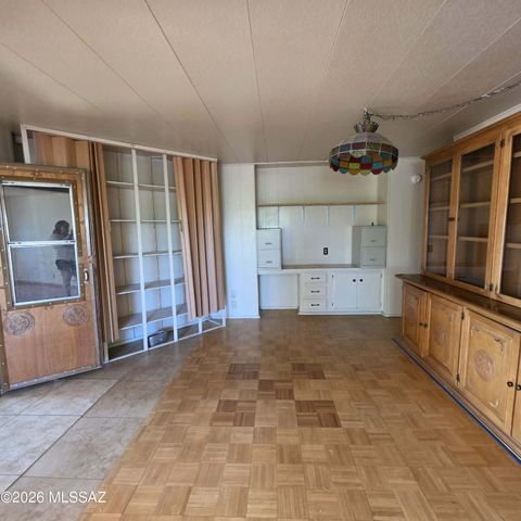 1530 N Libertine Lane, Benson, AZ 85602
