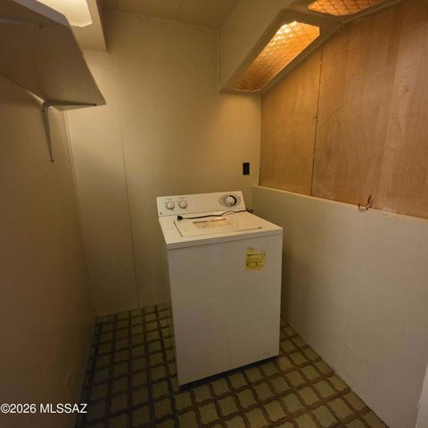 1530 N Libertine Lane, Benson, AZ 85602