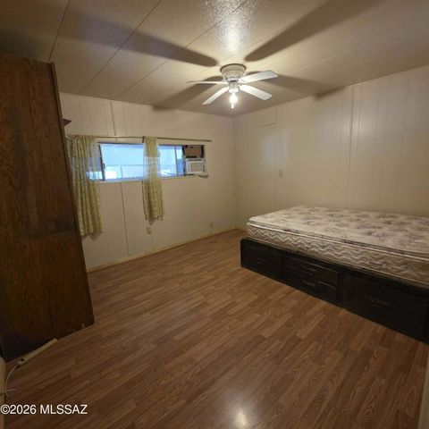 1530 N Libertine Lane, Benson, AZ 85602