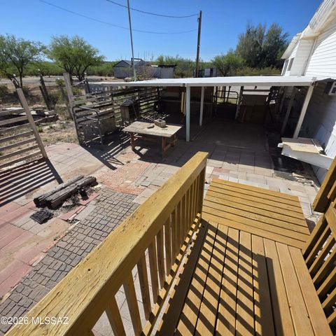 1530 N Libertine Lane, Benson, AZ 85602