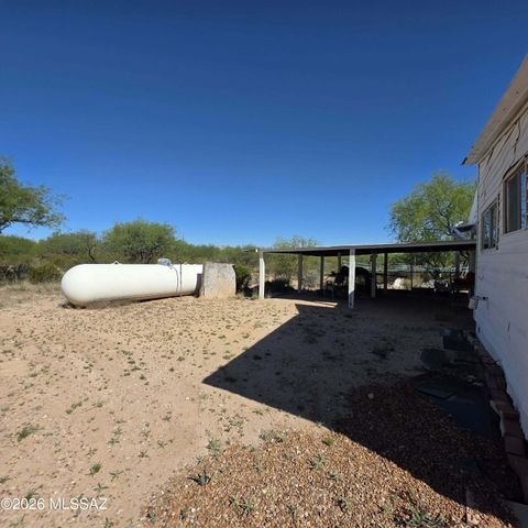 1530 N Libertine Lane, Benson, AZ 85602