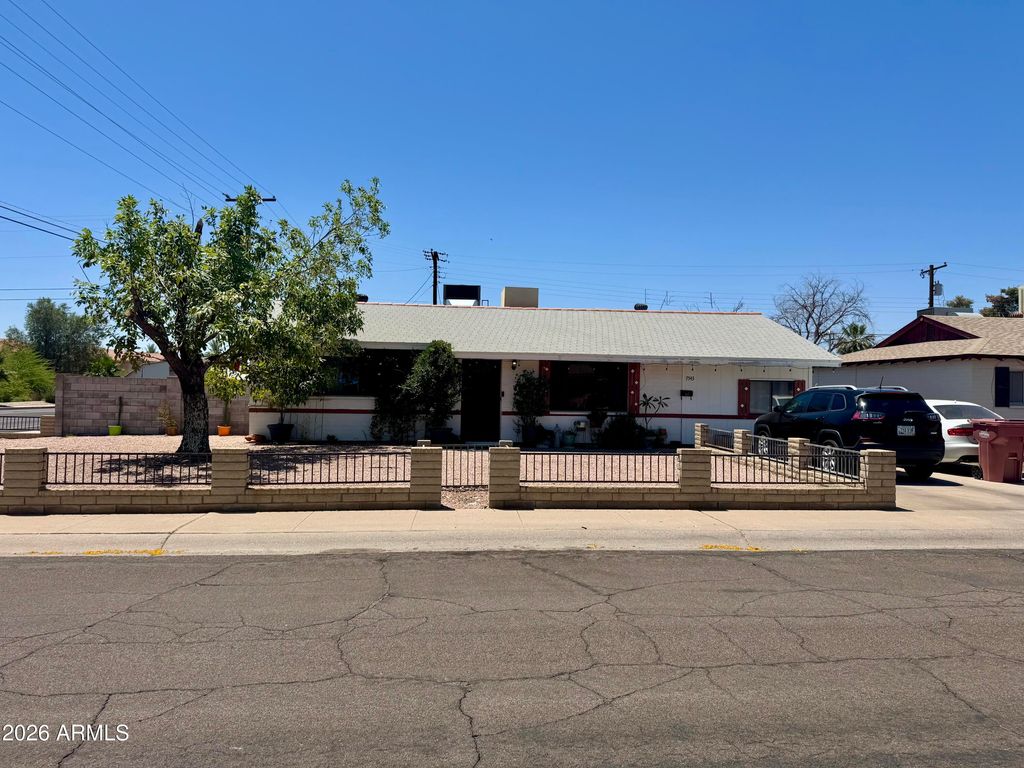7543 E PAPAGO Drive, Scottsdale, AZ 85257