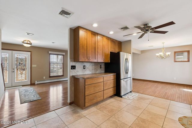 816 Bowline Drive, Forked River, NJ 08731