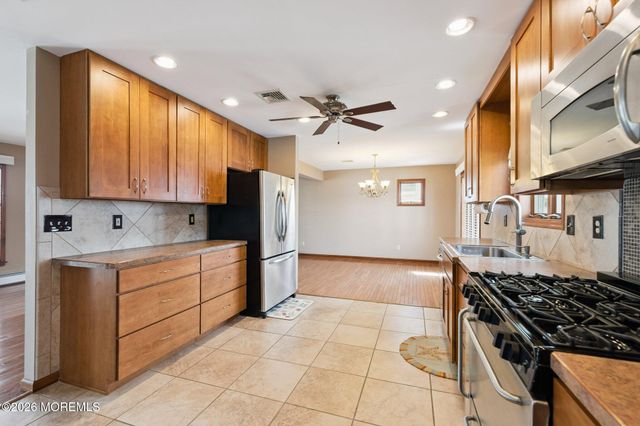 816 Bowline Drive, Forked River, NJ 08731