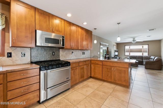 816 Bowline Drive, Forked River, NJ 08731