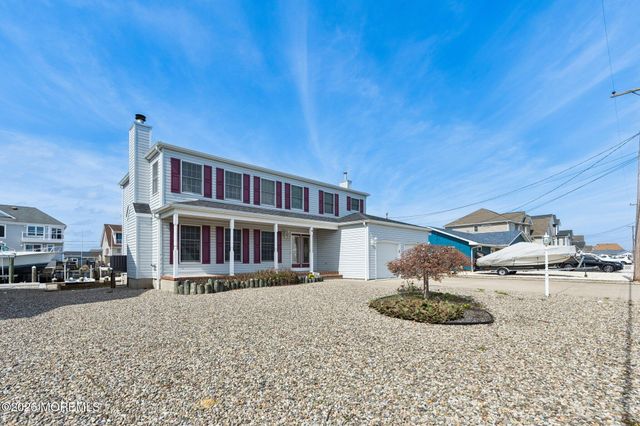 816 Bowline Drive, Forked River, NJ 08731