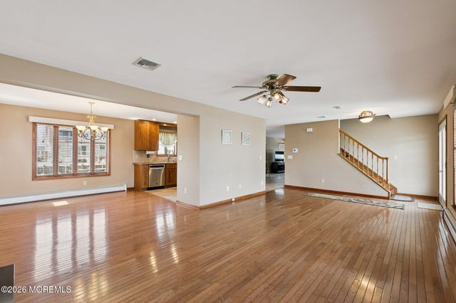 816 Bowline Drive, Forked River, NJ 08731