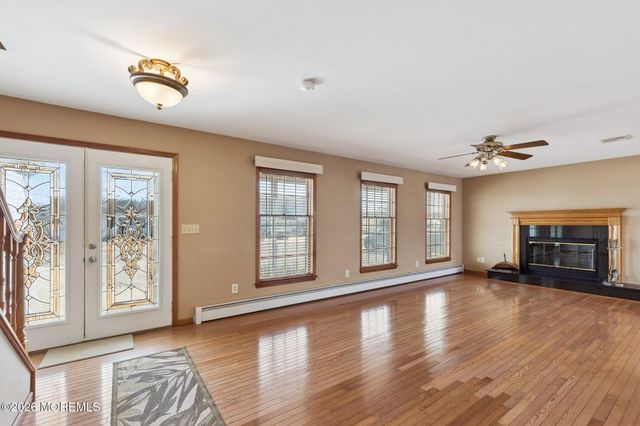 816 Bowline Drive, Forked River, NJ 08731