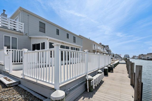 816 Bowline Drive, Forked River, NJ 08731