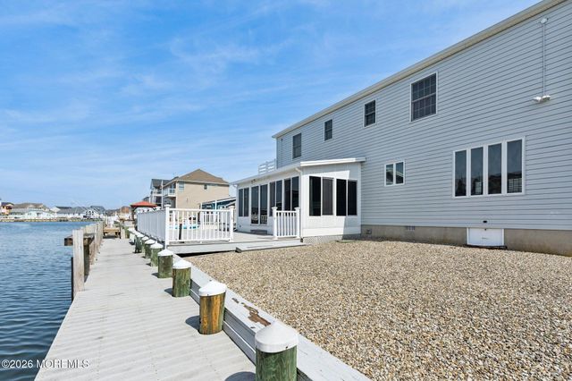 816 Bowline Drive, Forked River, NJ 08731