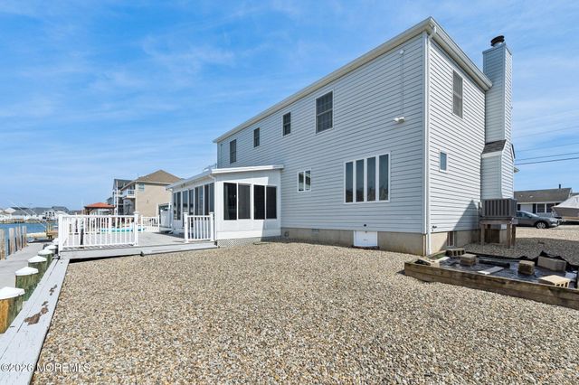 816 Bowline Drive, Forked River, NJ 08731
