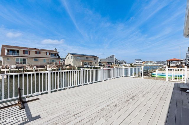 816 Bowline Drive, Forked River, NJ 08731