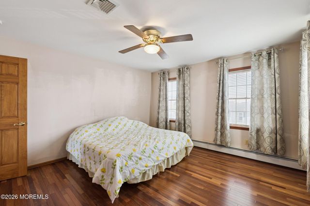 816 Bowline Drive, Forked River, NJ 08731