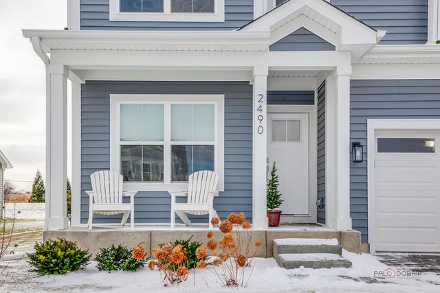 2490 Olivia Court, Wauconda, IL 60084