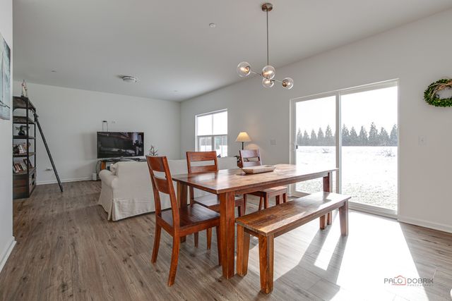 2490 Olivia Court, Wauconda, IL 60084