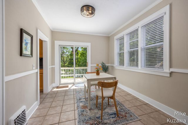 70 Grove Street, Coopersville, MI 49404