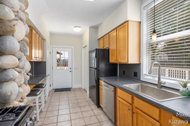 70 Grove Street, Coopersville, MI 49404