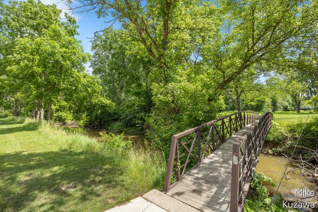 70 Grove Street, Coopersville, MI 49404