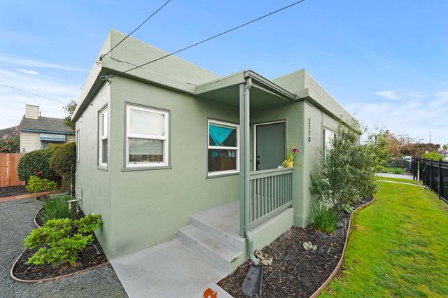 2178 - 2174 107Th Ave, Oakland, CA 94603