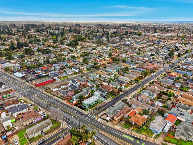 2178 - 2174 107Th Ave, Oakland, CA 94603