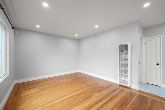 2178 - 2174 107Th Ave, Oakland, CA 94603