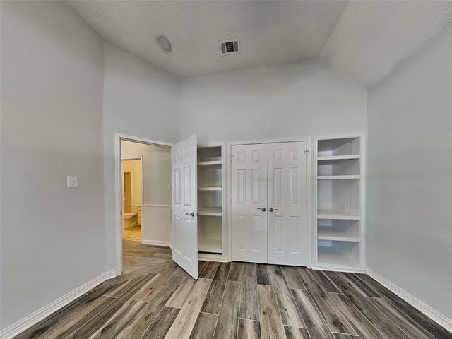 7513 Silverthorn Drive, Rowlett, TX 75089