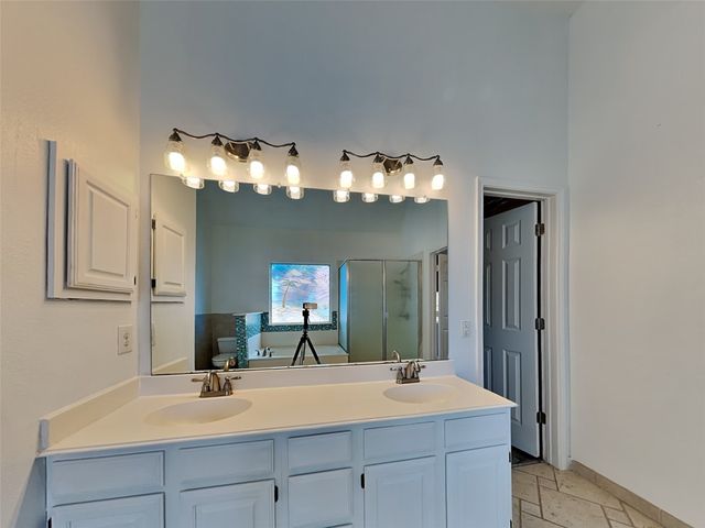 7513 Silverthorn Drive, Rowlett, TX 75089