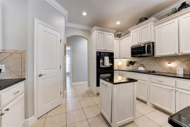 14261 Beaver Creek Road, Edmond, OK 73025