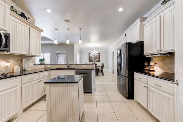 14261 Beaver Creek Road, Edmond, OK 73025