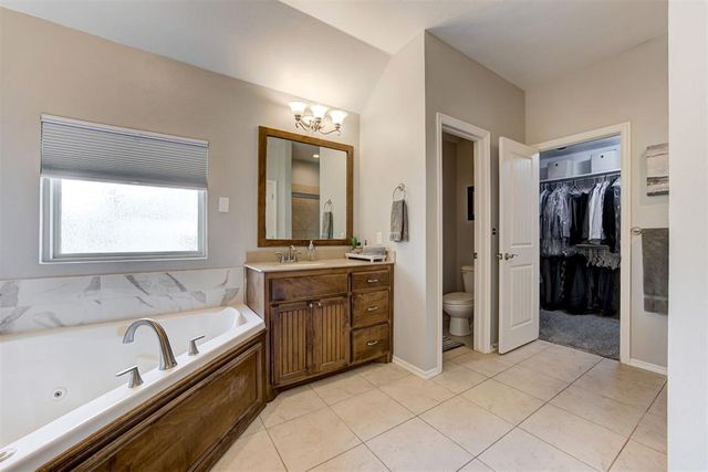 14261 Beaver Creek Road, Edmond, OK 73025