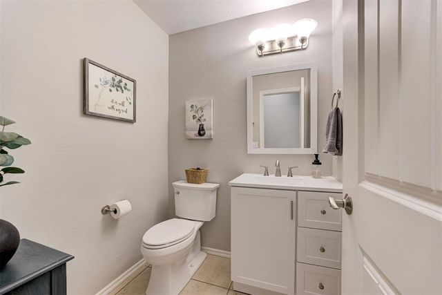 14261 Beaver Creek Road, Edmond, OK 73025