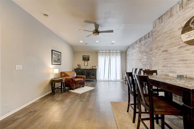 14261 Beaver Creek Road, Edmond, OK 73025