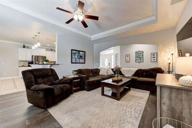 14261 Beaver Creek Road, Edmond, OK 73025