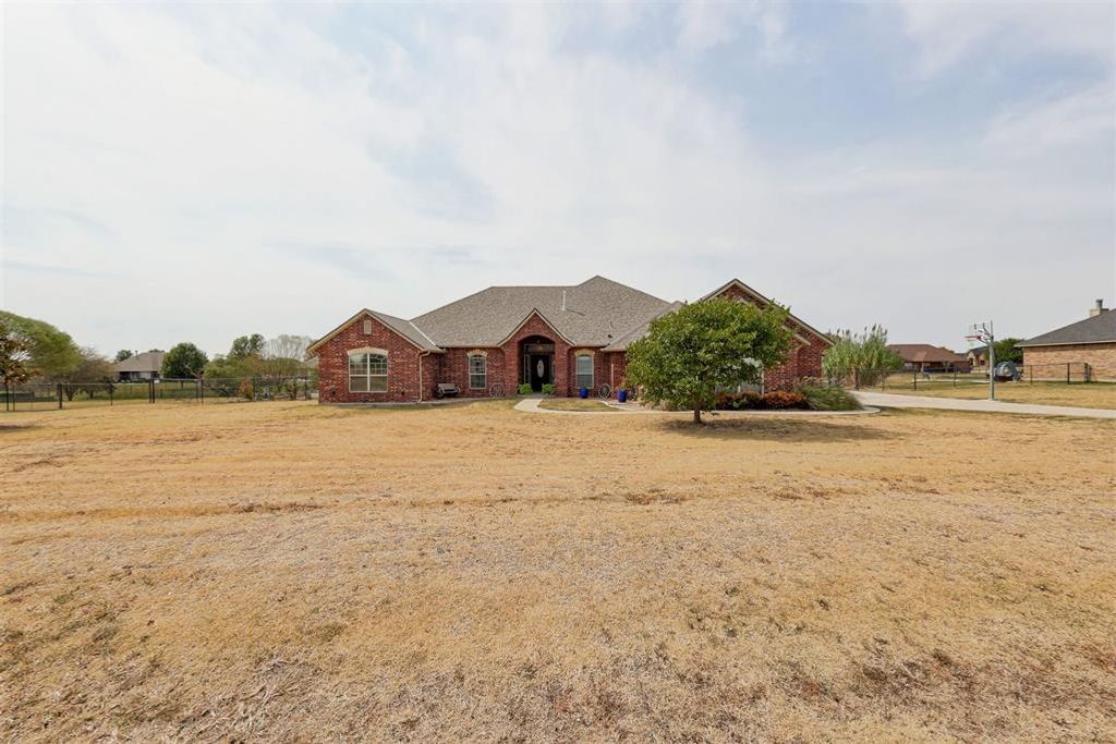 14261 Beaver Creek Road, Edmond, OK 73025