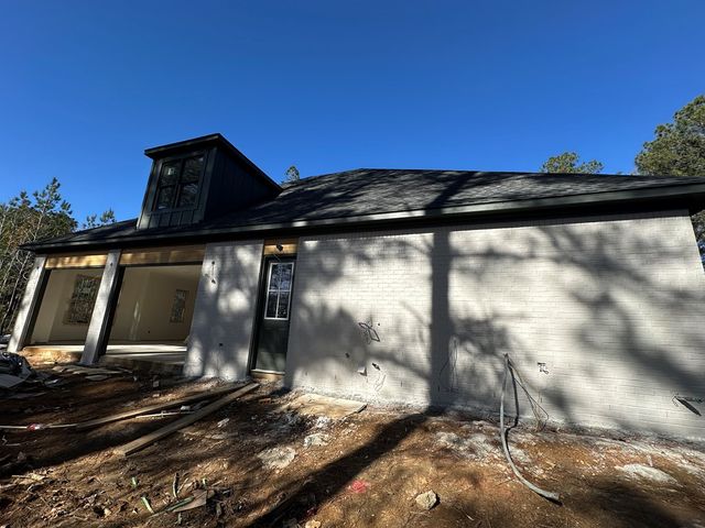 141 Voorhees Road, Hamilton, GA 31811