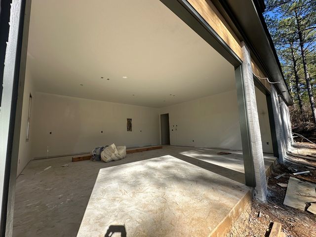 141 Voorhees Road, Hamilton, GA 31811