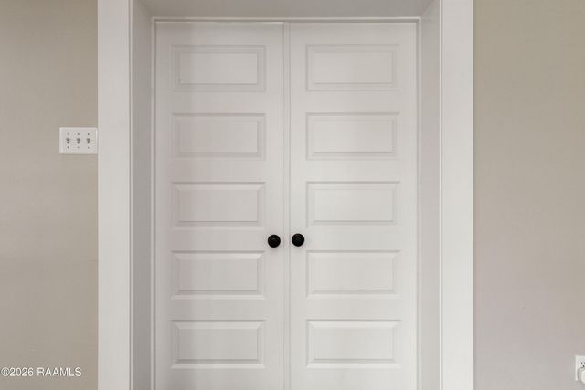 812 E F Street, Rayne, LA 70578