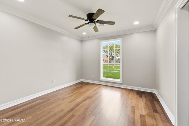 812 E F Street, Rayne, LA 70578