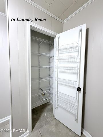 812 E F Street, Rayne, LA 70578