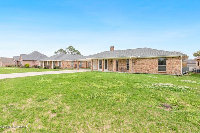 812 E F Street, Rayne, LA 70578