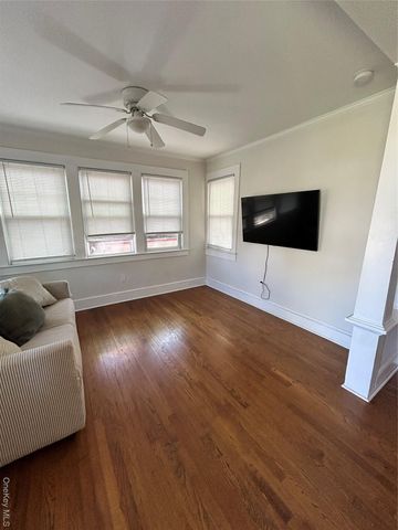 24 Arnold Avenue, West Babylon, NY 11704