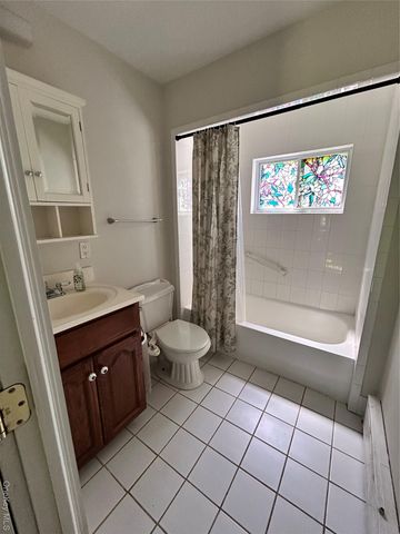 24 Arnold Avenue, West Babylon, NY 11704