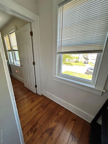 24 Arnold Avenue, West Babylon, NY 11704