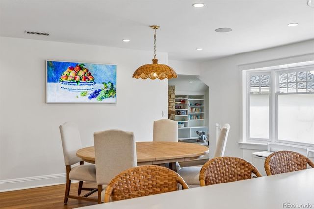 201 Summit Boulevard, Englewood, CO 80113