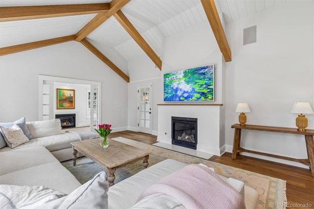 201 Summit Boulevard, Englewood, CO 80113