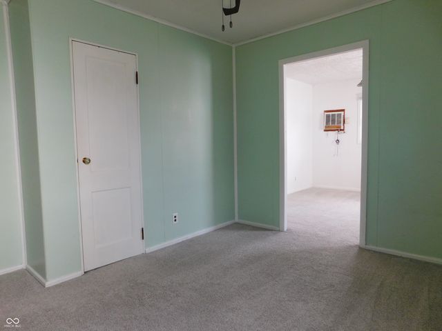 716 S State Street, Greenfield, IN 46140