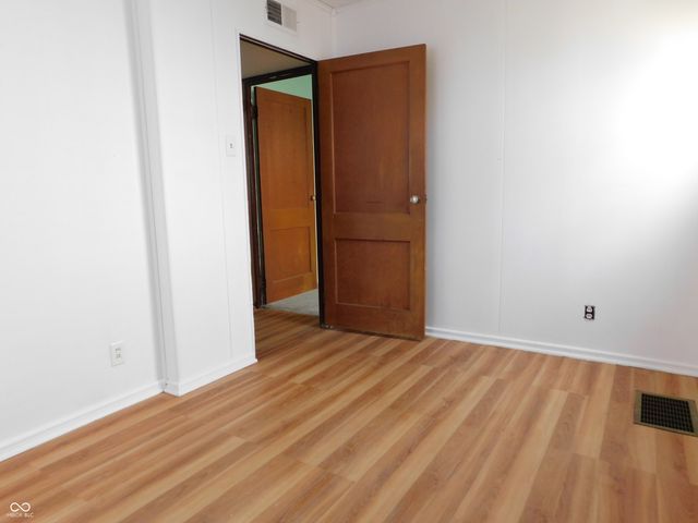 716 S State Street, Greenfield, IN 46140