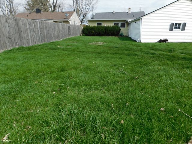 716 S State Street, Greenfield, IN 46140